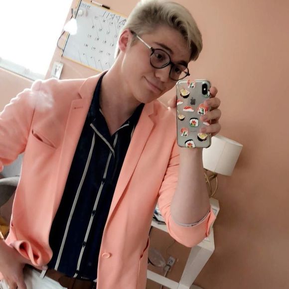 Meet your Posher, Wyatt - Picture 1 of 1